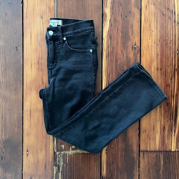 Madewell | Cali Demi-Boot Jeans in Starkey Wash - Picture 2 of 8